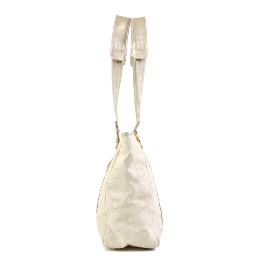 Salvatore Ferragamo shoulder bag, Gancini design, canvas and leather, light b... - Picture 2 of 16